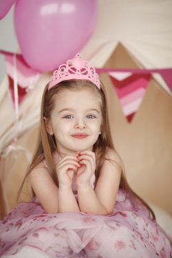 cute-smiling-little-girl-in-pink-princess-2022-11-03-04-32-13-utc_thumb